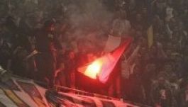 Bepanaszolták az UEFÁ-nál a magyarzászló-égető románokat