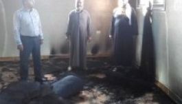 Összefirkáltak és felgyújtottak egy mecsetet Ciszjordániában