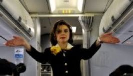 Ismét járatokat törölt a Tarom, sztrájkolnak az utaskísérők