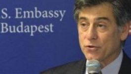 Goodfriend: nem sajtóhírekre alapozzák a korrupciógyanút