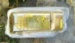 Aranyrudat találhatott két közmunkás az utcán