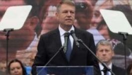 Csak november 18-án tárgyalják Johannis összeférhetetlenségi ügyét