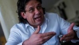 Deutsch Tamás konzultál majd a nemzettel az internetadóról