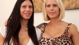 Rengeteget költ egy ikerpár arra, hogy még inkább hasonlítsanak