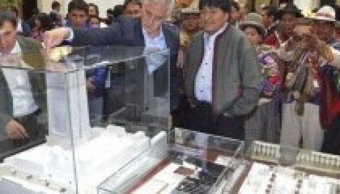 Ősi indián motívumokkal díszített új palotát építtet a bolíviai elnök