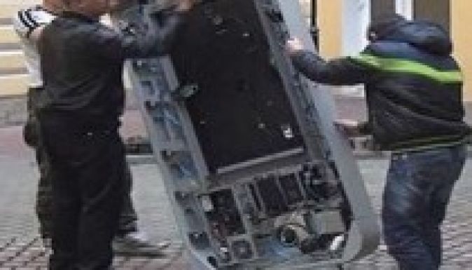 Családvédelmi okból szerelték le Steve Jobs emlékművét az oroszok