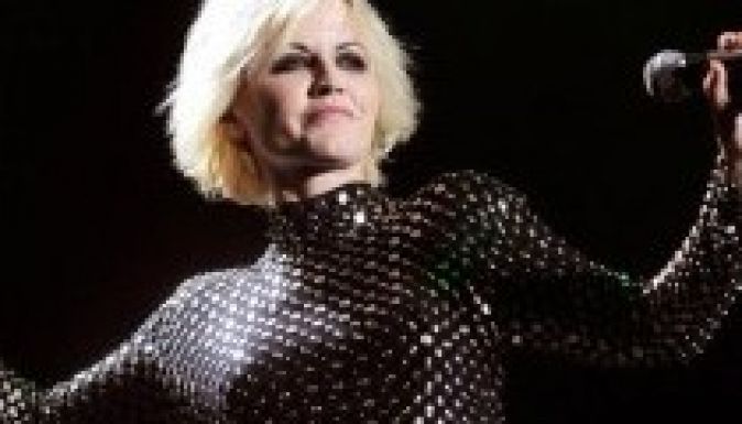 Letartóztatták a Cranberries énekesnőjét