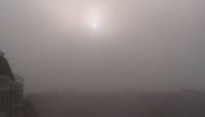 Mérgező bűztől fuldokoltak a moszkvaiak (VIDEÓ)