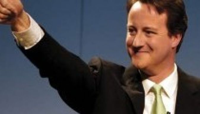 A brit kormányfő üdvözölte a bevándorlókról szóló döntést