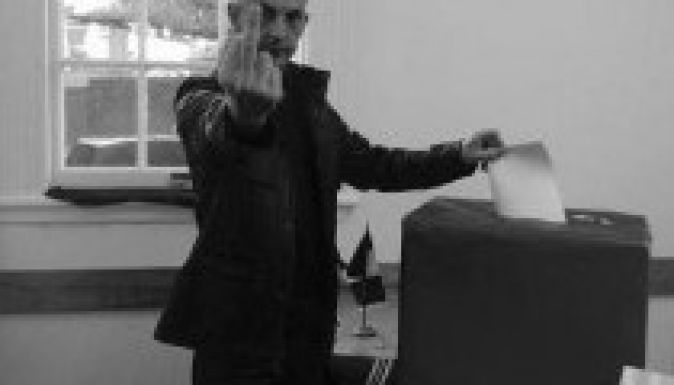 A korrupció és az arrogancia ellen voksolt az első romániai szavazó