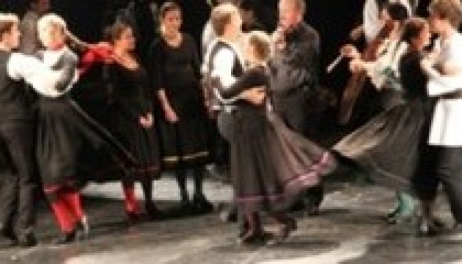 Fennállásának 15. évét ünnepli a kolozsvári Ördögtérgye Néptáncegyüttes