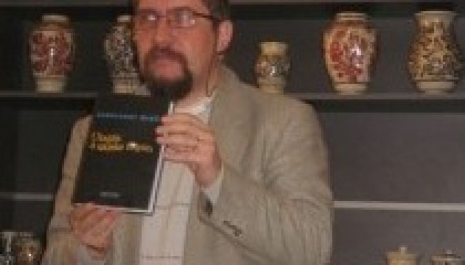 Nagyváradon „utaztak” Karácsony Benő szürke folyóján