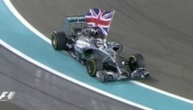 Forma-1: Lewis Hamilton kétszeres világbajnok