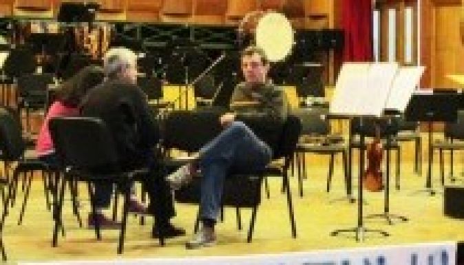 Sztrájkolnak az aradi filharmonikusok az összevisszaság ellen