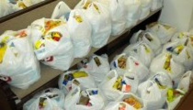 Karácsonyra gyűjtenek élelmiszert a hajléktalan-missziós diákok