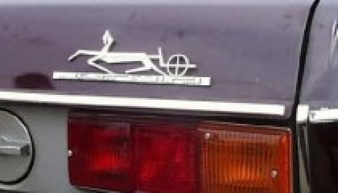 Aprópénzért veheted meg Ceausescu iráni „Chrysler”-ét