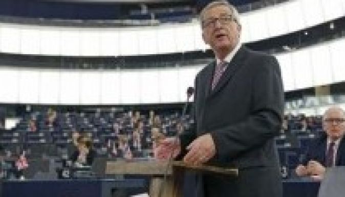 „Túlélte” első bizalmatlansági indítványát a Juncker-bizottság