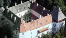 Szombaton megnyitja kapuit a marosvécsi várkastély