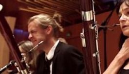 A világ legerősebb paprikájából evett a zenekar játék közben (VIDEÓ)