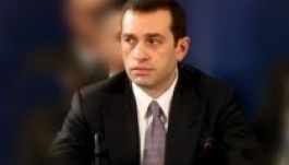 Menesztették a grúz kormány nyugatbarát miniszterét