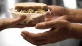 Hajléktalanoknak osztott ételt a 90 éves férfi - börtön jár érte