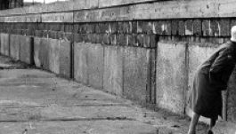 Nyolcezer fényballon a berlini fal leomlásának jubileumára