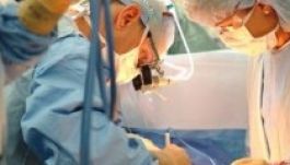 Az egészséges lábát műtötték meg egy máramarosi nőnek