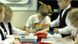 KMKF: legyenek kétnyelvű nyelvkönyvek a diaszpóra számára