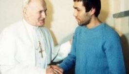 Találkozni akar II. János Pál merénylője Ferenc pápával