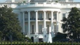 Fegyveres látogatót fogtak el a Fehér Ház közelében