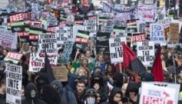 Londonban több ezer diák tüntetett az oktatási költségek miatt