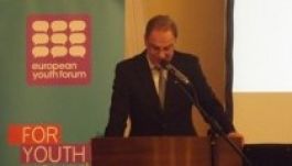 Navracsics szövetséget ajánlott Kolozsváron a fiataloknak