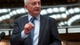 Frunda: sokan anyáztak, mert Pontának kampányoltam