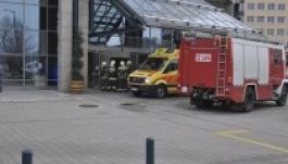 Égő ember rohant be a Teve utcai rendőrségi székházba