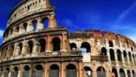 Vagyon- és szabadságvesztés jár a Colosseum falába vésett betűért