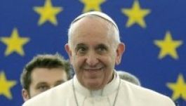Ferenc pápa Strasbourgban: ne csak a gazdaság körül forogjon Európa
