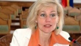 A nők elleni erőszak világnapjáról beszélt Biró Rozália