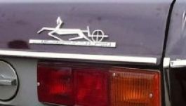 Aprópénzért veheted meg Ceausescu iráni „Chrysler”-ét