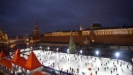 A világ legnagyobb műjégpályája nyílik meg Moszkvában