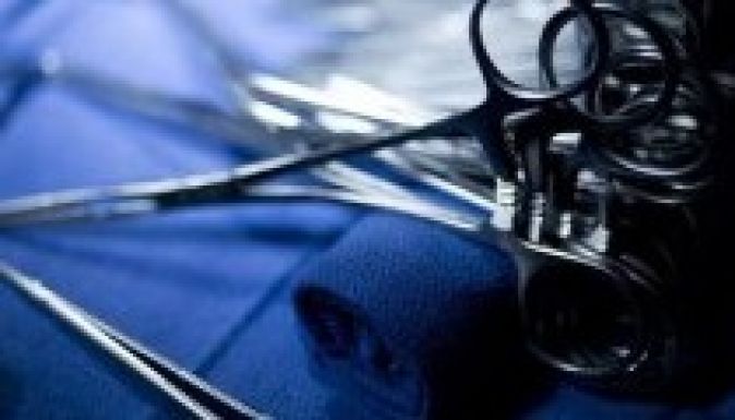 Sebészfogót találtak egy férfiban 13 évvel az operációja után