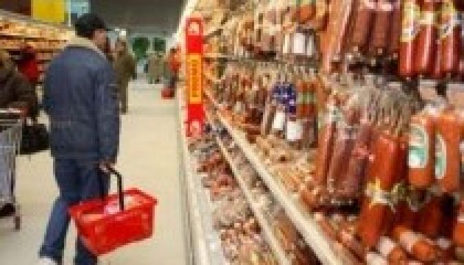 Egyre többet költenek a hasukra a romániaiak