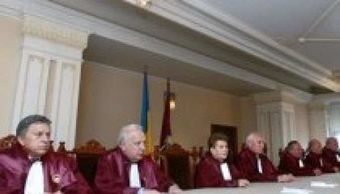 Alkotmányellenes a pártváltást lehetővé tévő rendelet