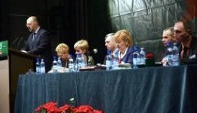 Eljárást indított az ügyészség az SZKT-n elhangzottak miatt