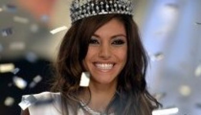 Három plasztikai műtéten esett át a Miss World-második magyar lány