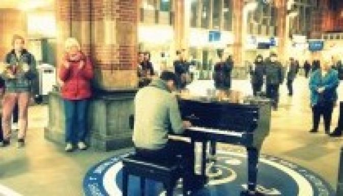 Különös ajándékkal lepte meg magát Klaus Johannis