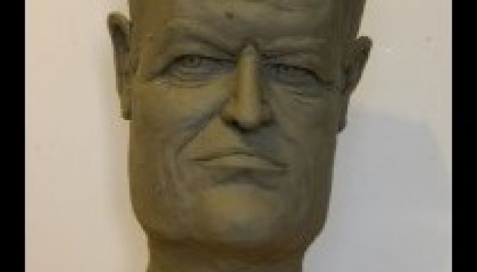 Elkészültek az első szobrok Klaus Johannis államfőről (FOTÓK)