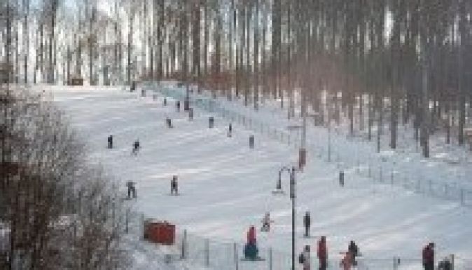 Kedden nyílik a sípálya Sugásfürdőn