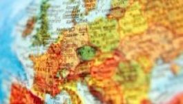 Pusztulnak Európában a „félholt” nyelvek