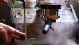 Ilyen a millliomosok kávéfőzője