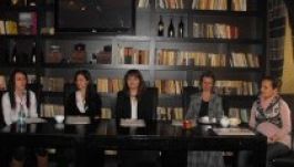 Műalkotásokkal támogatták a marosvásárhelyi Művészeti Líceumot